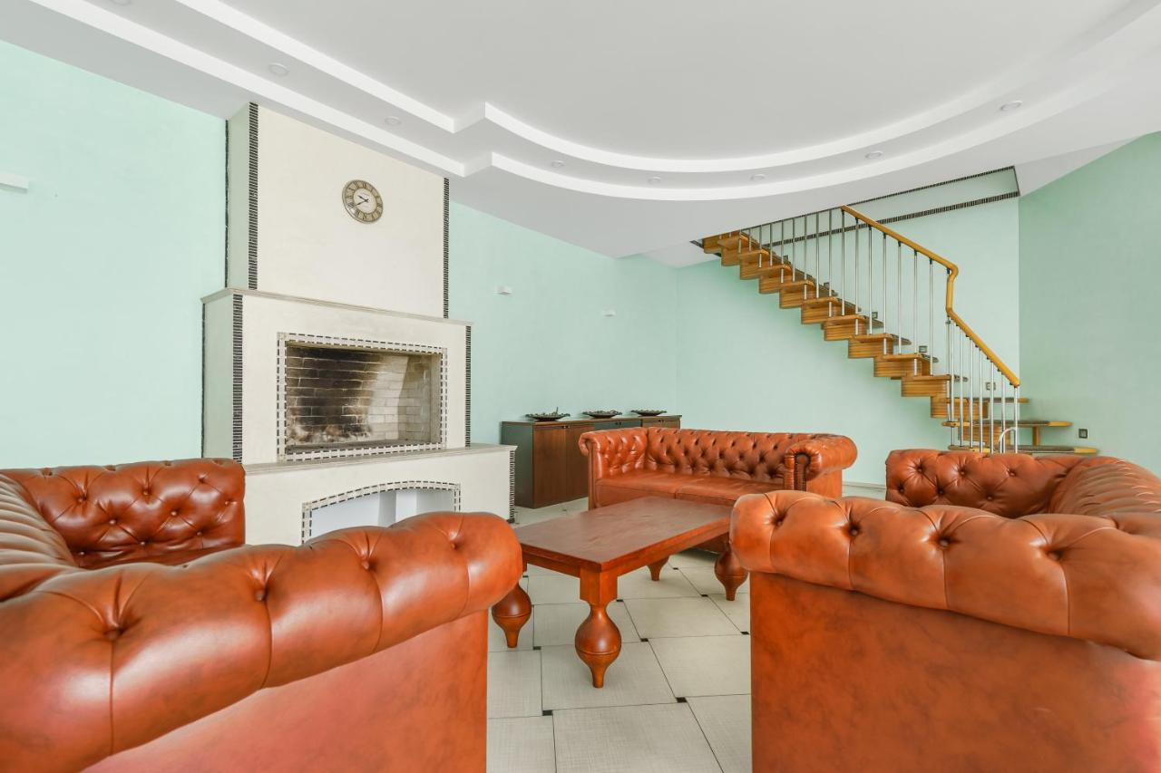 Deribasivska Cozy 4-Room Apartment أوديسا المظهر الخارجي الصورة