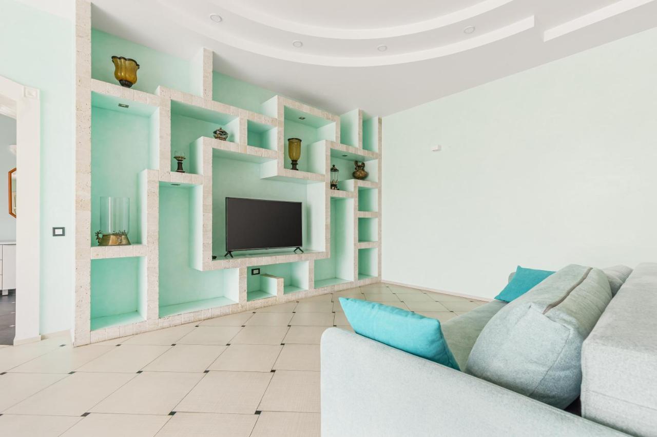 Deribasivska Cozy 4-Room Apartment أوديسا المظهر الخارجي الصورة