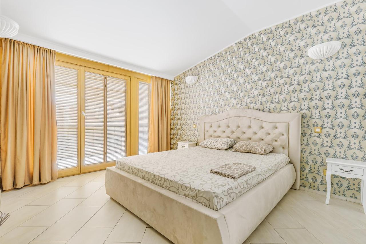 Deribasivska Cozy 4-Room Apartment أوديسا المظهر الخارجي الصورة