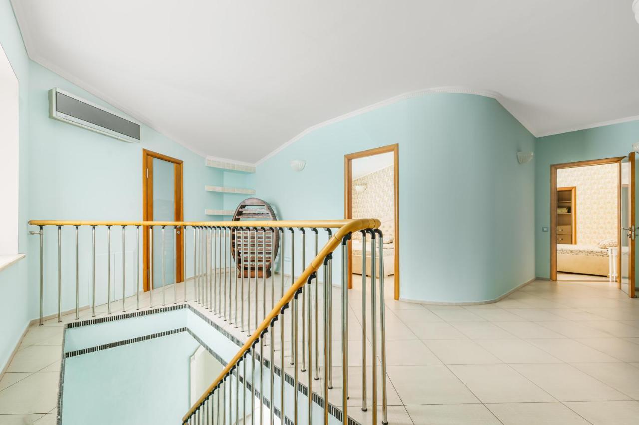 Deribasivska Cozy 4-Room Apartment أوديسا المظهر الخارجي الصورة